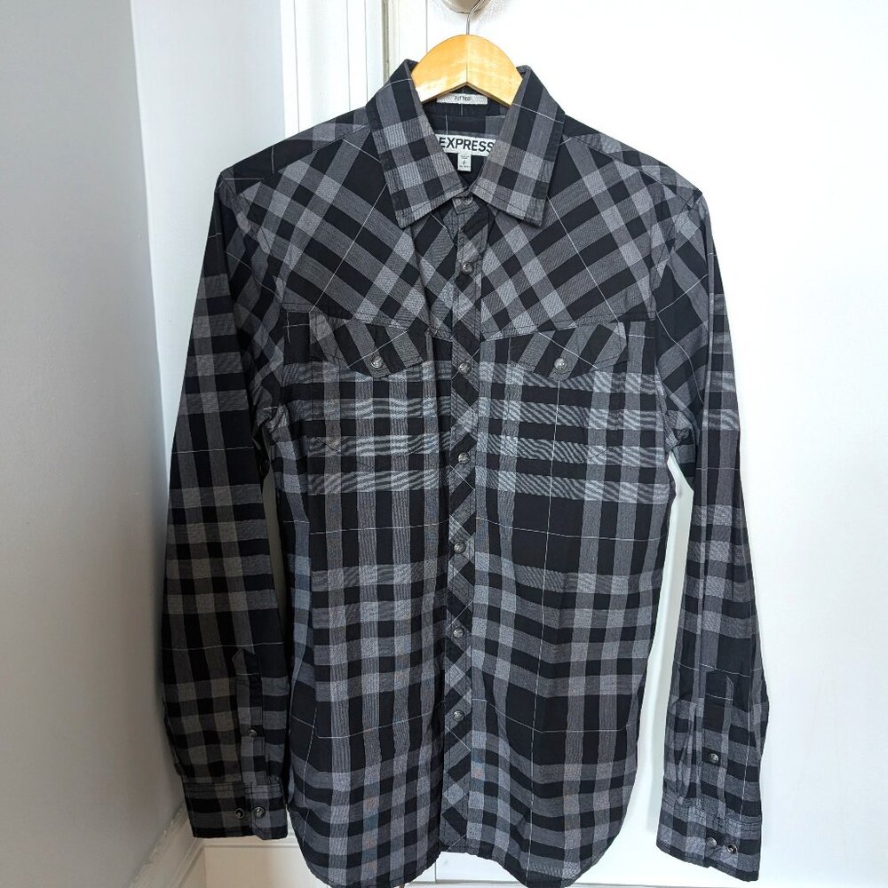 Express Men's Casual Checkered Button-down Shirt (Gray-Black) (Fitted, Small)